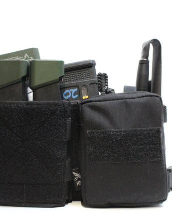 "HRT Modulus Placard: Versatile and Modular Tactical Gear - Elevate your loadout with the HRT Modulus Placard, offering customizable storage options for essential gear. Discover the tactical advantage of this modular system for dynamic missions."